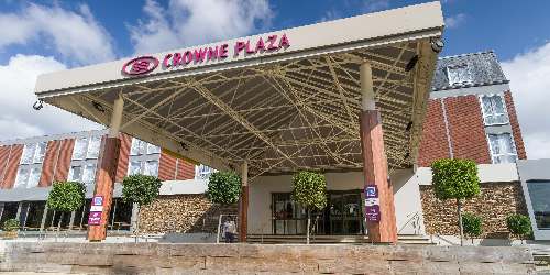 Crowne Plaza - 1 Night Package