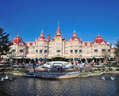 Disney - Disneyland Hotel